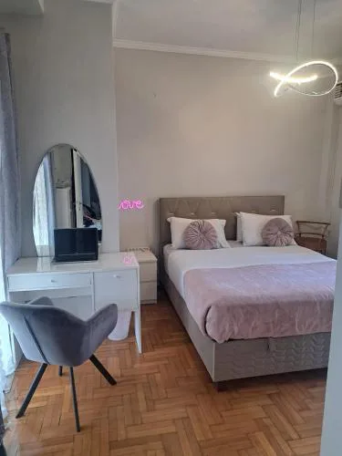 Exarchia Penthouse Cozy & Central