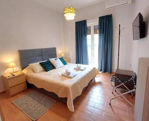 Georgia's Cozy Apartment in Koukaki