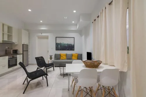 Heaven apartment in the heart of Athens