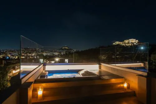 Historic Villa with Hot Tub Beneath the Acropolis