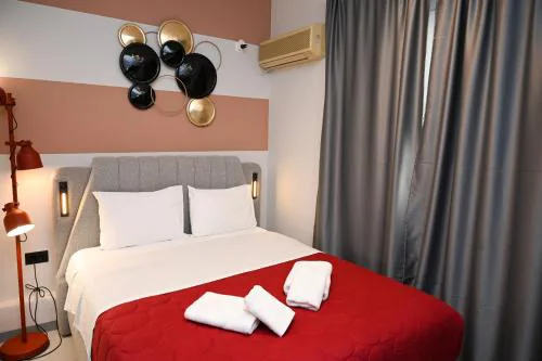 Iris Suite by Zeussuites