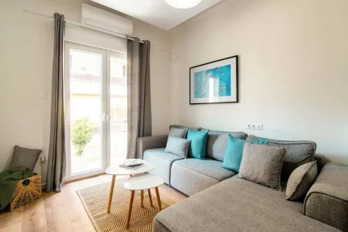Kelly's Urban Home - 5 mins walk to Acropolis