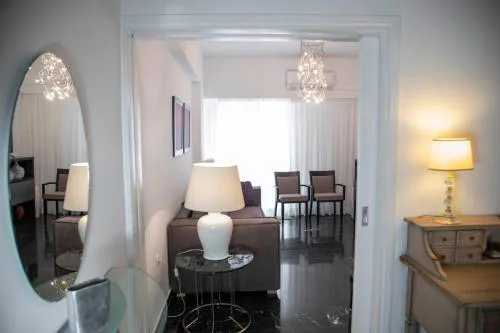 Konstantinos Stylish Brand New Apt in the heart of Athens