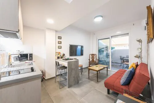 Koukaki Home