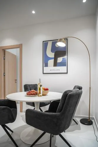 Koukaki Urban Suites