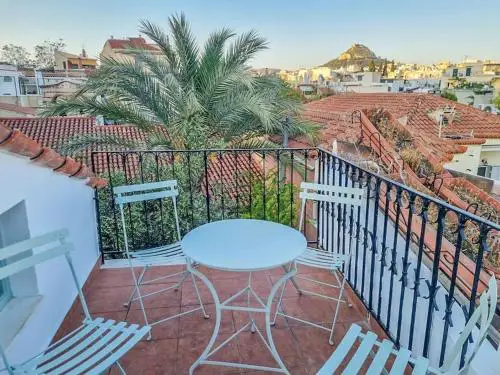 Lemon Tree House with garden in Plaka