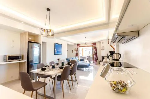 Leo - Unique Glyfada Apartment