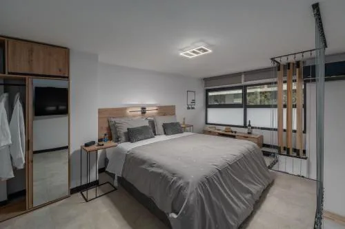 LOFTAKI - ATHENS Minimal Loft II