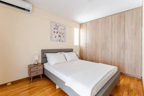 Lux & Style 75sqm with Private Parking in Athens