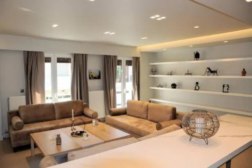 Luxurious apartment in Acropolis