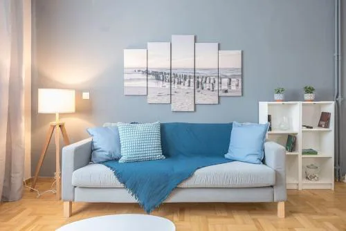 Luxurious Apt in Megaro Moussikis Metro Station