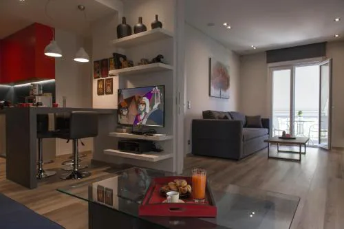 Luxury 2 bdrm apartment 10' minutes walk from the Acropolis