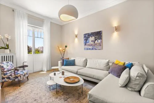 Luxury 2BR Across Archaeological Museum