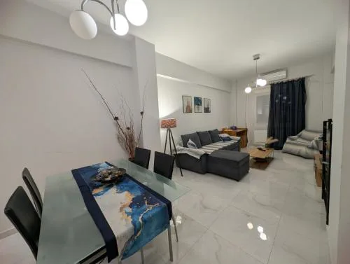 Luxury & Spacious Apartment in Athens