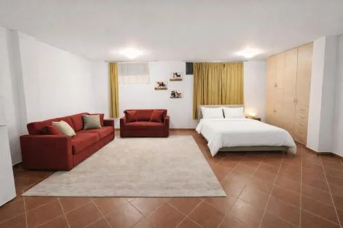 Marousi Retreat Central Next to train
