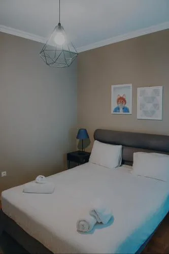 Mignon & Teak Apartments