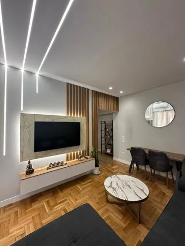 Mihaela-Andreea Luxury House