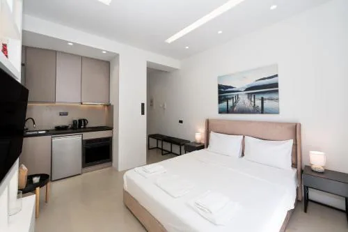 Minimal Studio with Balcony in Central Athens