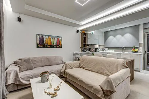 MnkStays A1 & A2 Deluxe Apartments Neo Psychiko, Athens
