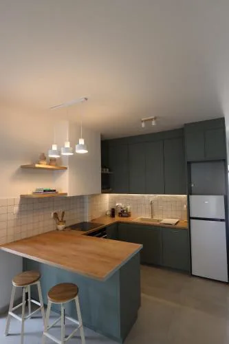 Modern Coastal Voula Flat