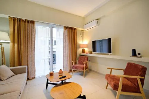 Modern Comfort Meets Bohemian Vibes in Exarcheia