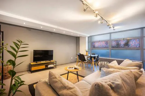 Modern & Spacious 1BR in Gazi l Private balcony
