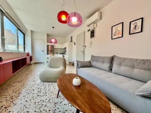 Monastiraki Panorama: Spacious City Living