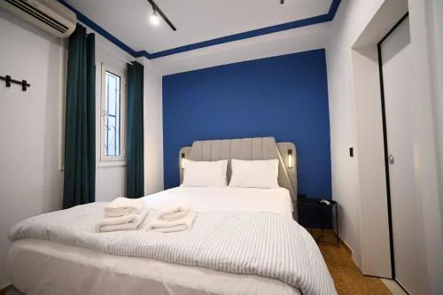 Monastiraki Suite by Zeussuites