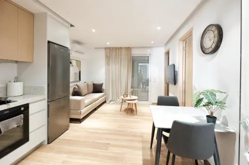 Near Pireas Port-Brand New Suite
