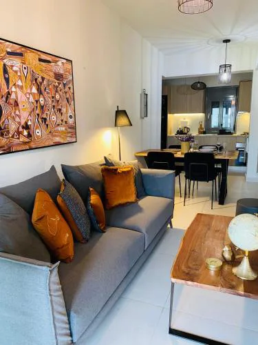 NEW 2BD APRT with SHARED ROOFTOP POOL E2