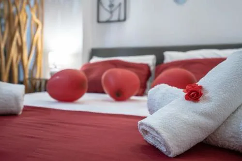 NEW Boutique Athens HEART Kypseli