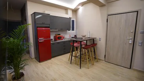 New Ventiri Suite 3, near Hilton, Athens Central, fully equipped