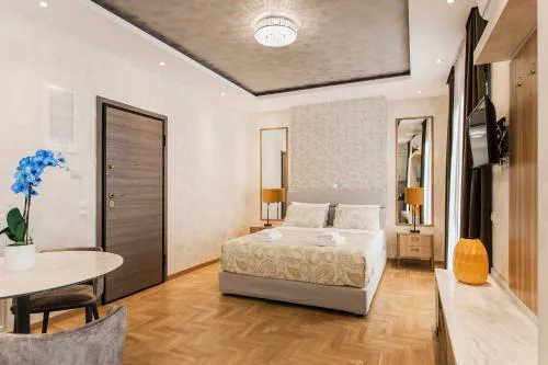 Nicholas Point Apartments and Rooms