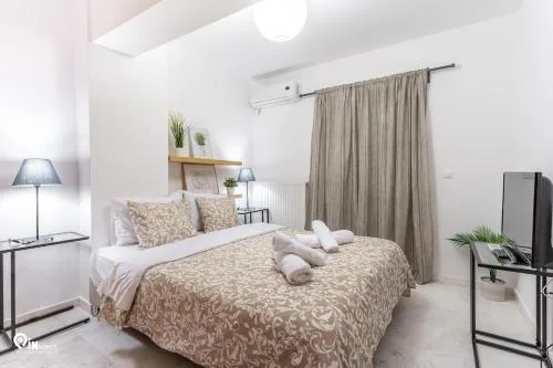 Olympian Zeus - Premium & Luxury Athenian House