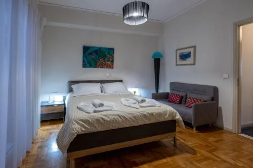 Oro's Stylish Kolonaki Flats Next to Metro & Museums
