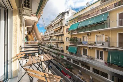 Pame Rentals - 2BD & 2BA Home, 4 Min to Acropolis