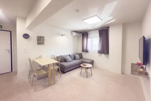 Panormou Neon - Urban Apartment 1A