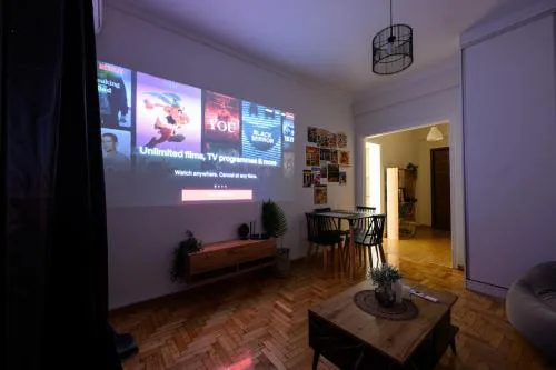 Patision cinema apartment