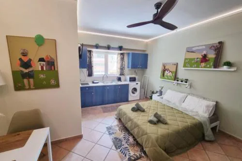 Pavlina Artistic Βeauty 33sqm metro 7'