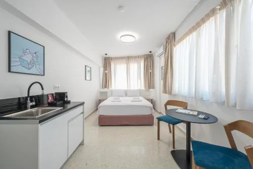 Peaceful Couples Apartment & Rooftop Access - Zen Hebe By Tessera