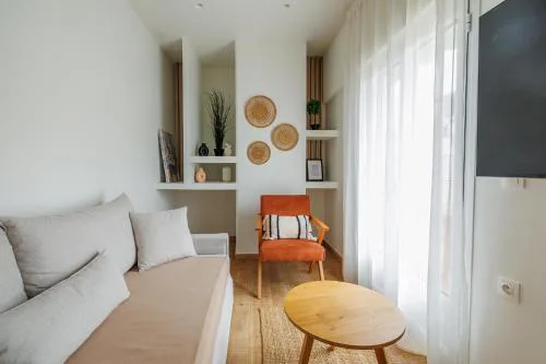 Penthouse 4th fl apartment at Pagrati-large veranda