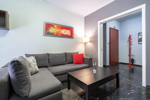 Petralona 2BDRM -Easy Access to City Center by ΜΡS