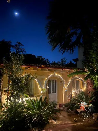 PJ GARDEN HOUSE