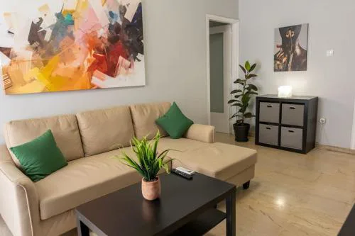 Quiet and cozy apartment next to Acropolis