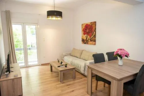Renovated spacious flat 7min to subway station-(ΝIK_A)