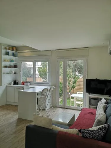 Riviera Studio