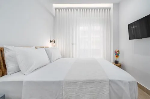 Rizes Suites Metro Dafni