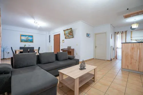 Roussas place-Dafni Metro 1