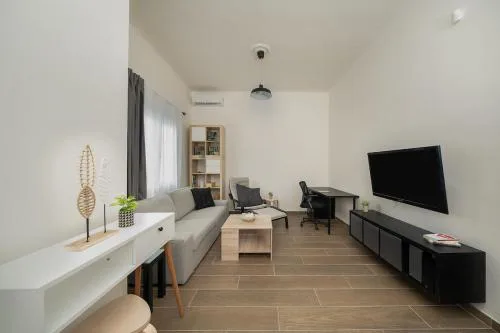 Santa Marina - Comfortable & Cozy House in Egaleo-Athens