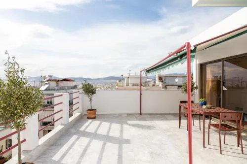 Serenity Penthouse with terrace in Exarcheia